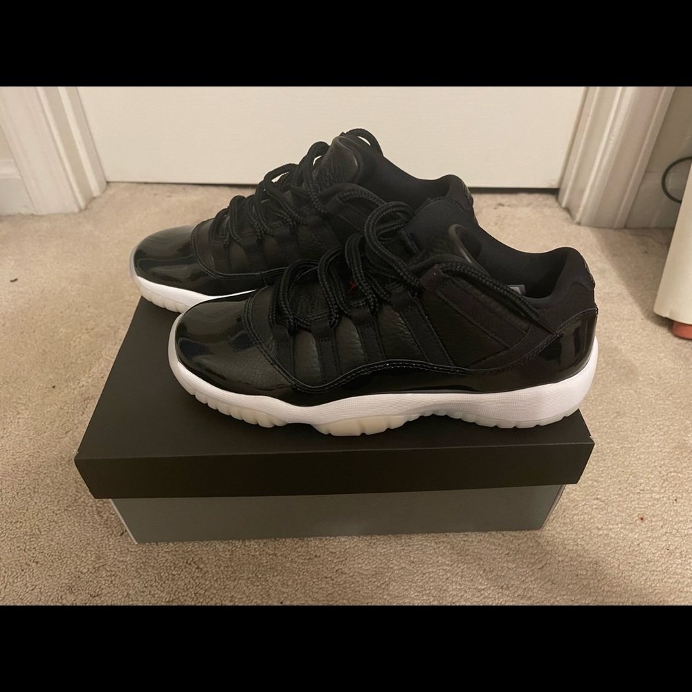Air Jordan 11 Retro Low